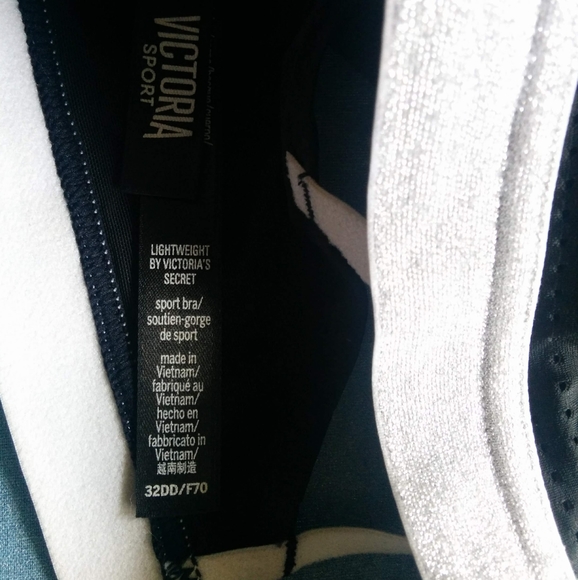 Victoria Sport Strappy Sports Bra, Size 32DD - Picture 5 of 5